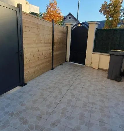 Charmant Studio A Apartment Houilles