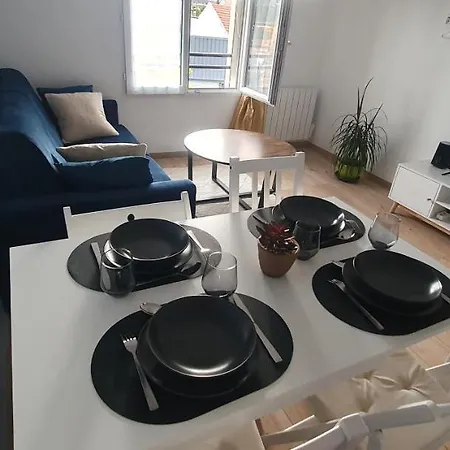 Charmant Studio A * Houilles